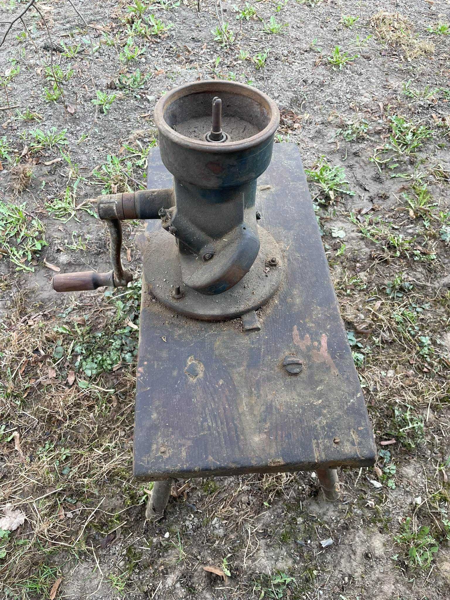 Wirówka do mleka, centryfuga vintage PRL