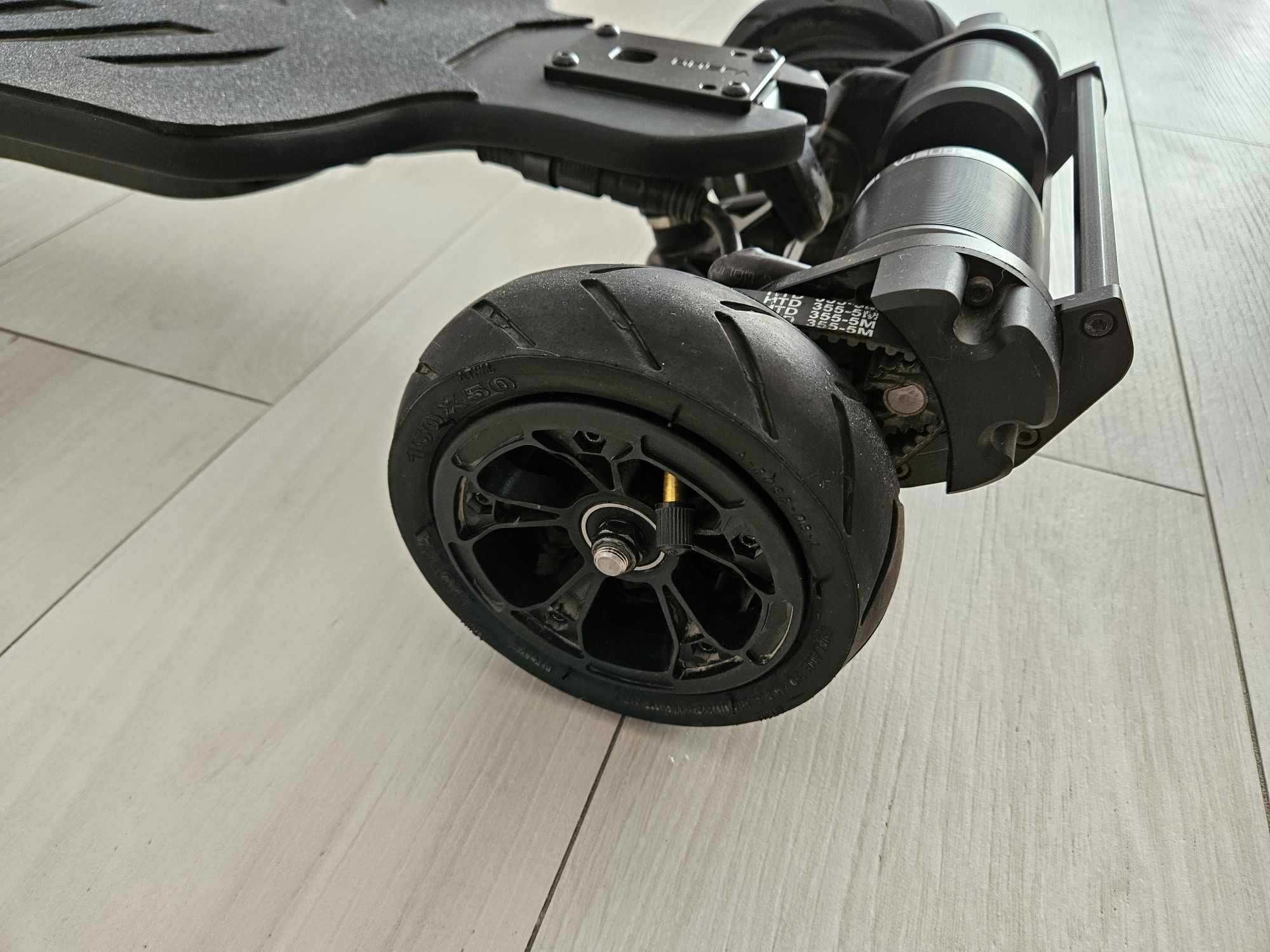 Longboard Deskorolka Elektryczna / ONSRA BLACK Carve 3 PRO / Gwarancja