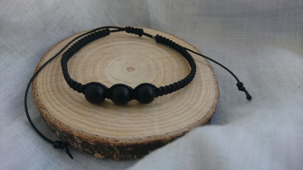 Bransoletka czarna sznurkowa pleciona makrama kamienie  czarny Onyks