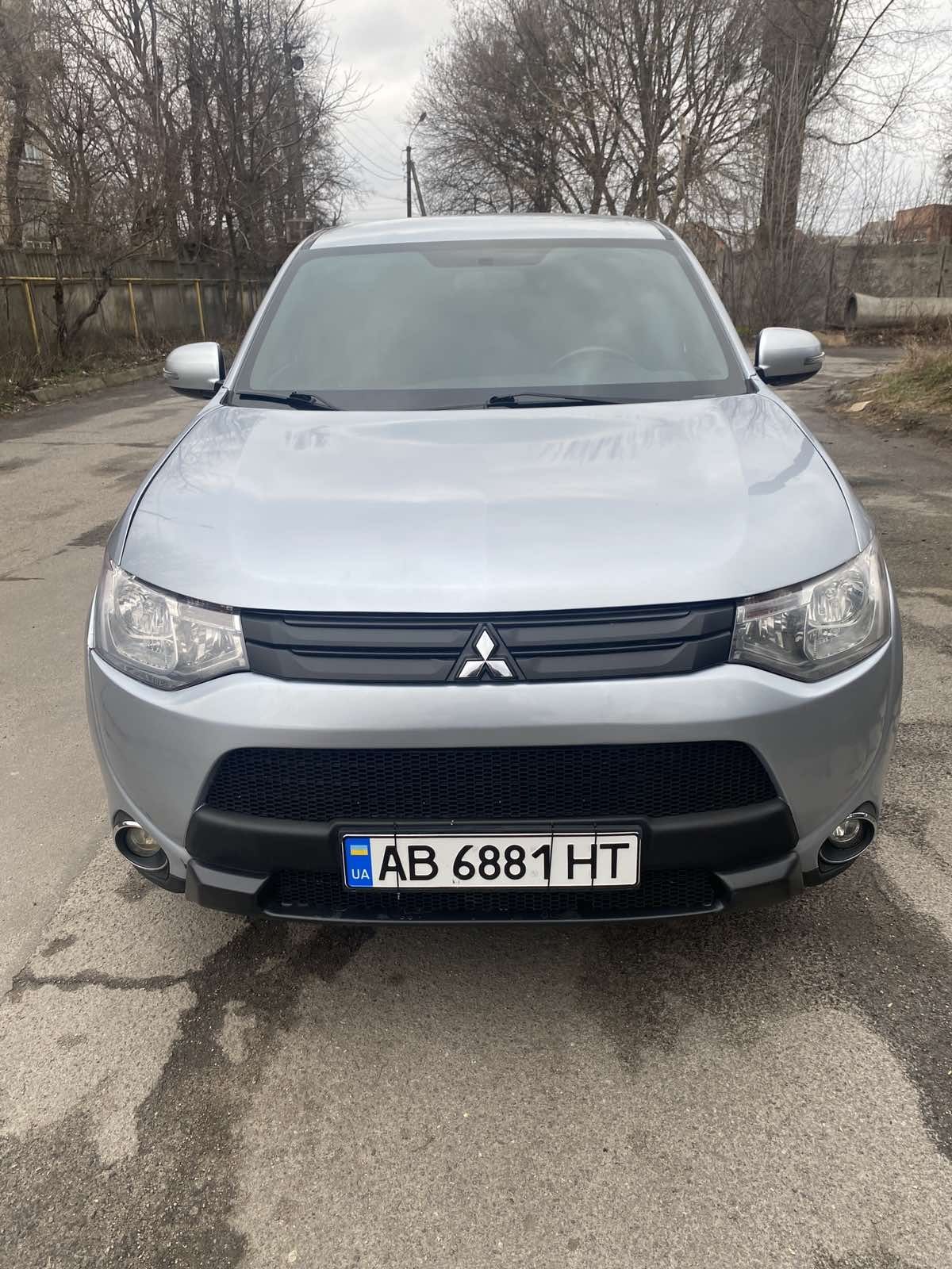 Продам Mitsubishi outlander 2014