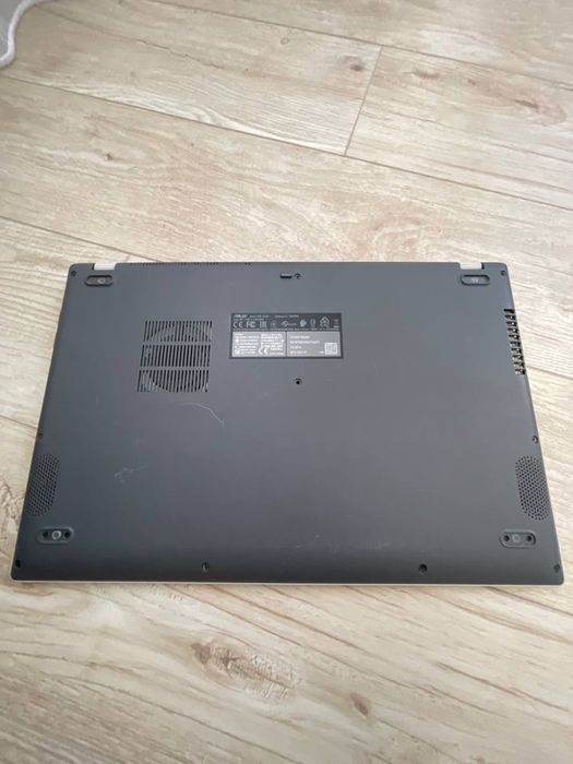 Ноутбук asus X515E