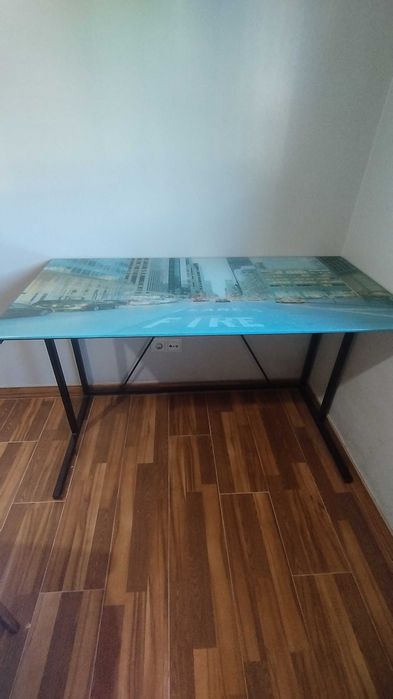 Mesa secretária de vidro