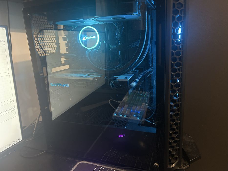 Komputer gamingowy ryzen 5 16gb ram m2 rx 570