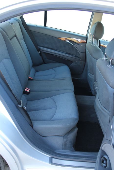 Mercedes-Benz E220 CDI ELEGANCE W211