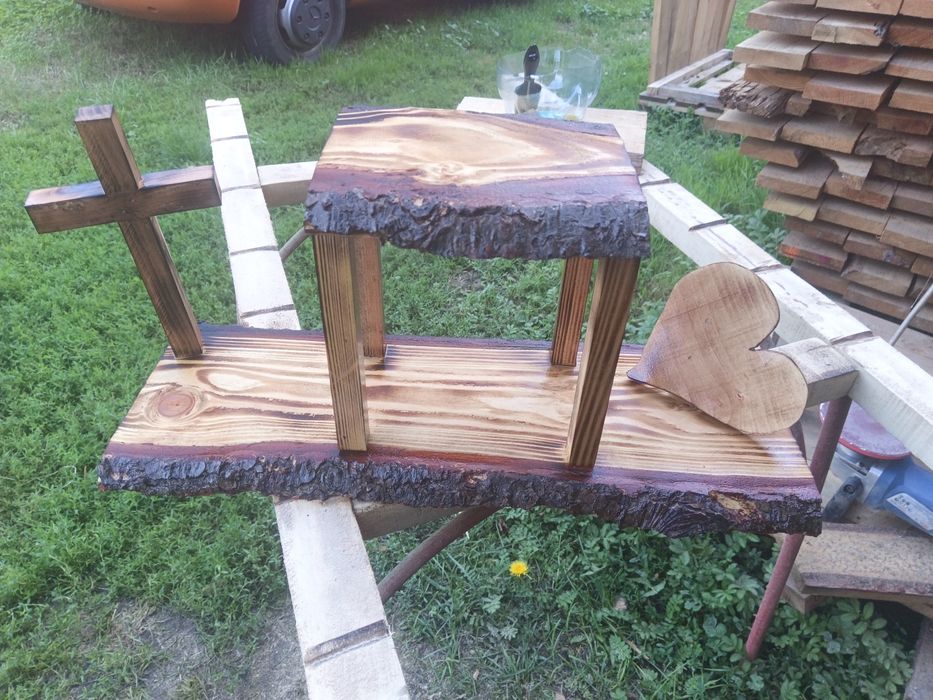 Lampiony drewniane na cmentarz