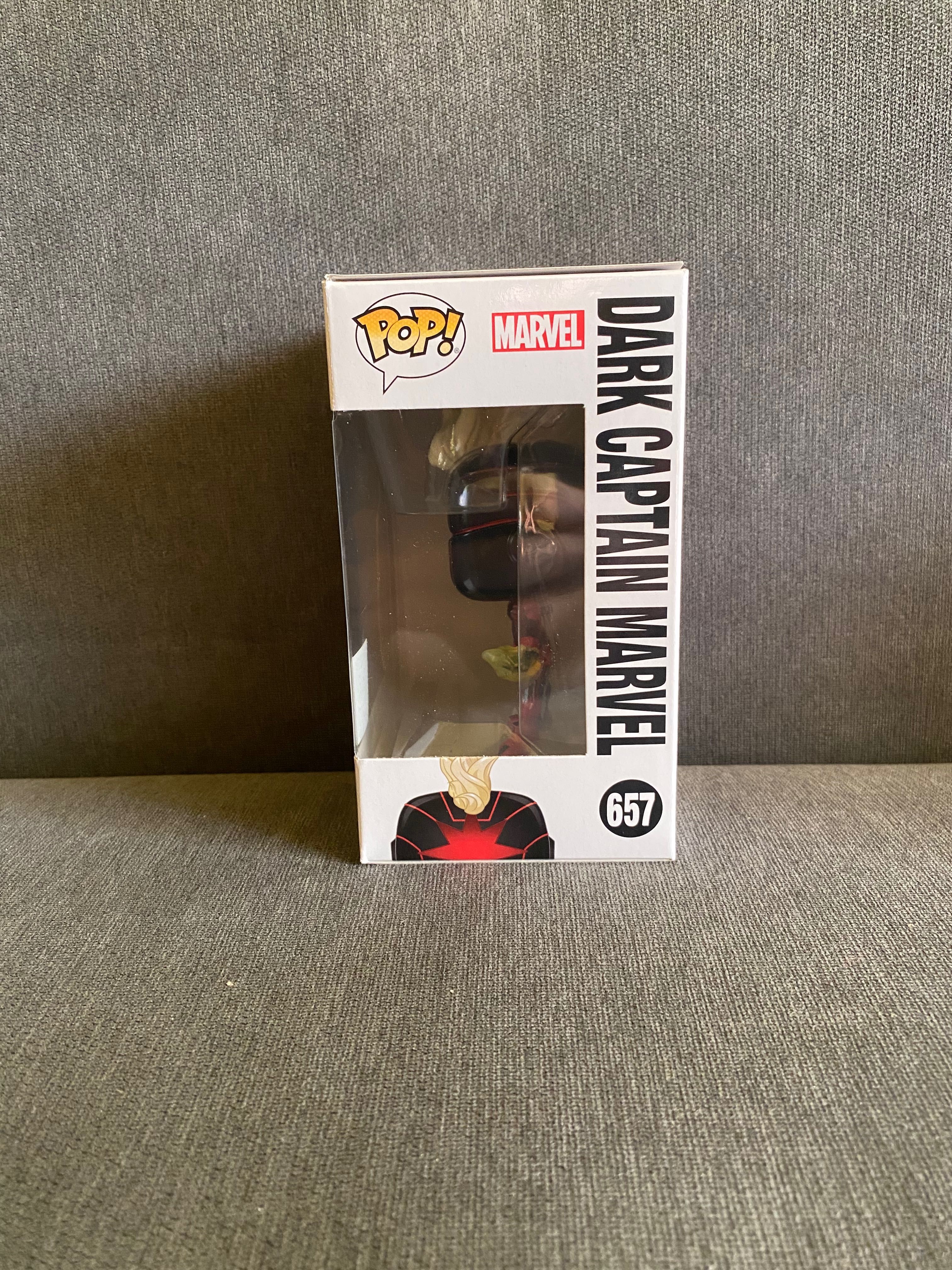 Funko pop Dark Captain Marvel 657