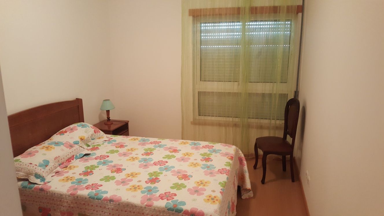 Apartamento T4 Nazaré para férias