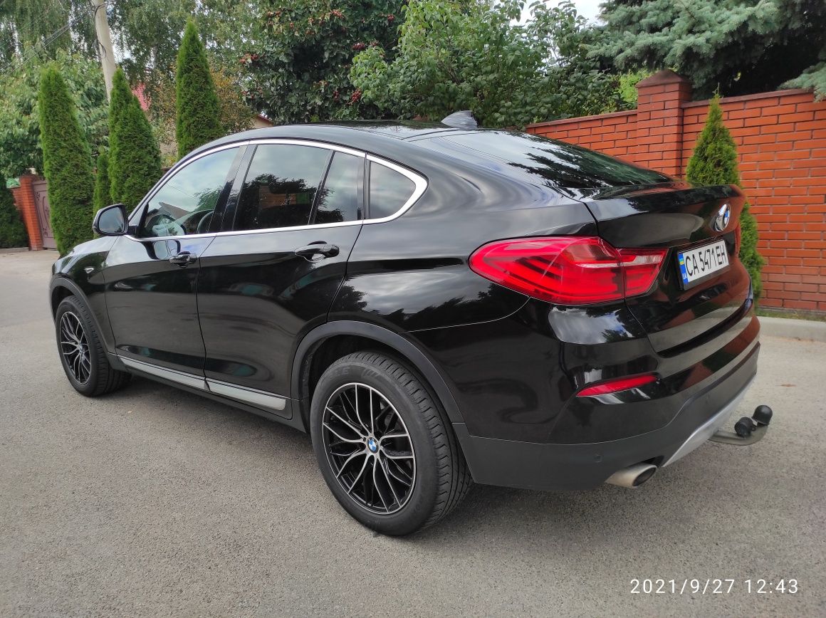 BMW X4 xDrive 20d AT xLine