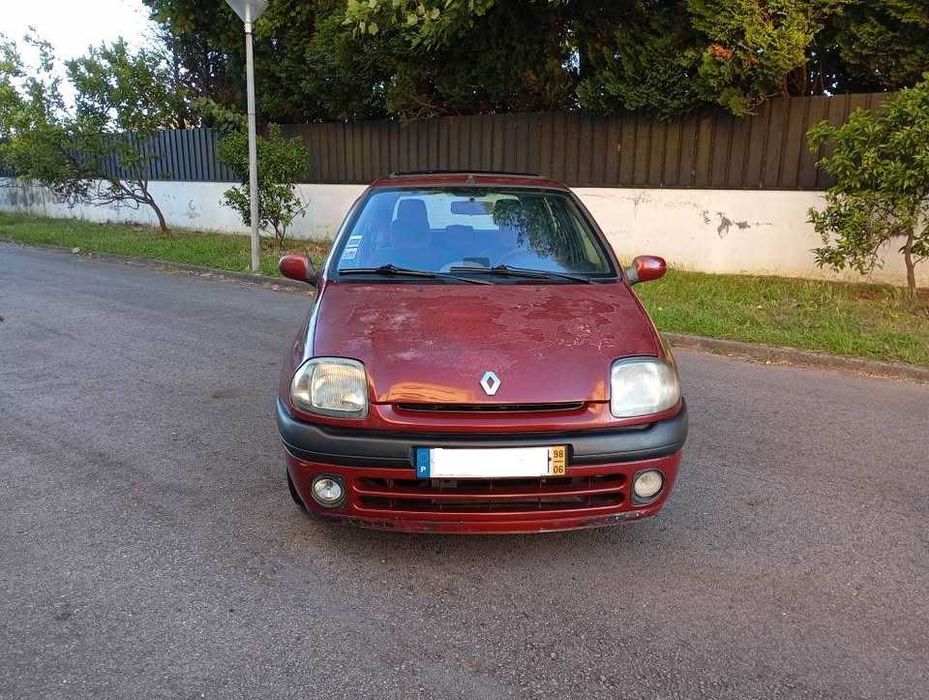 Renault Clio RXE