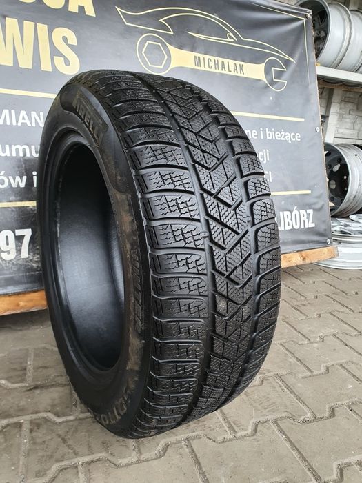 Opona zimowa 235/55/17 Pirelli SottoZero 3