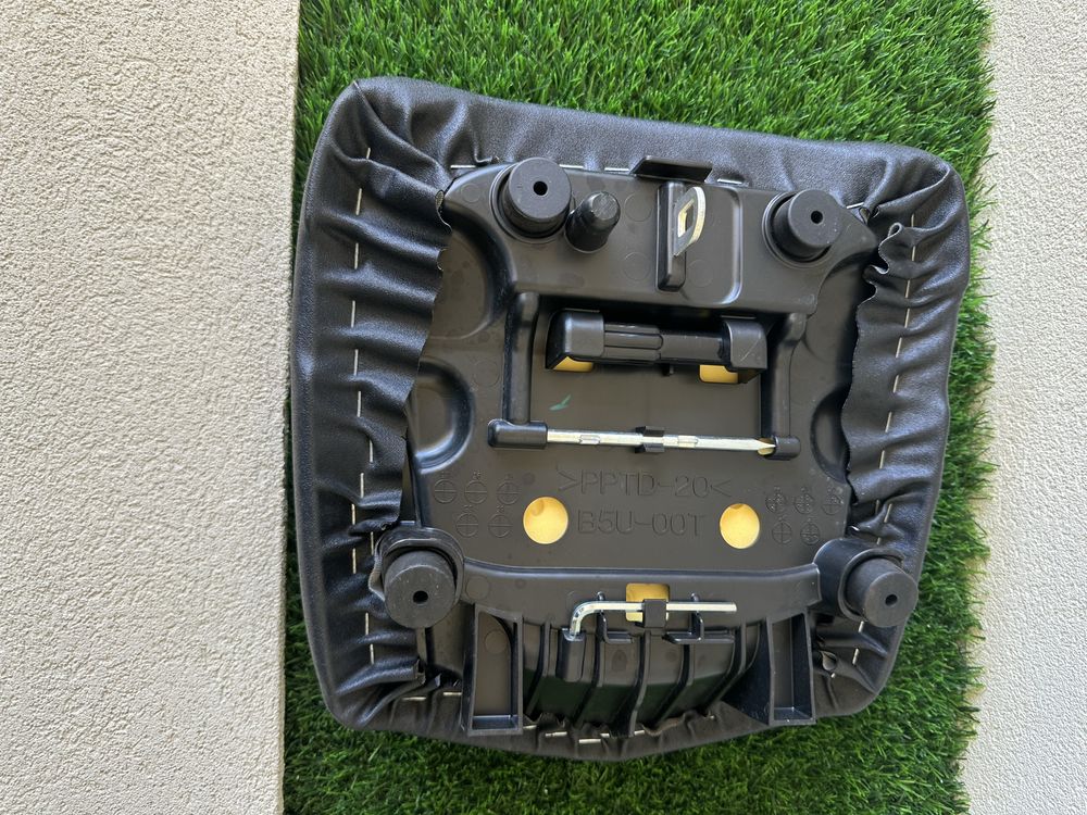Bancos originais Yamaha Tracer 9 de 2021 a 2024