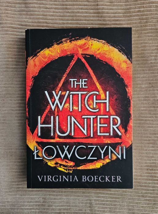 Książka „The Witch Hunter Łowczyni” Virginia Boecker