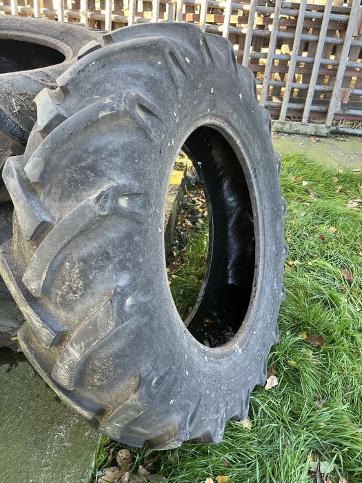 Opona rolnicza 14.9-28