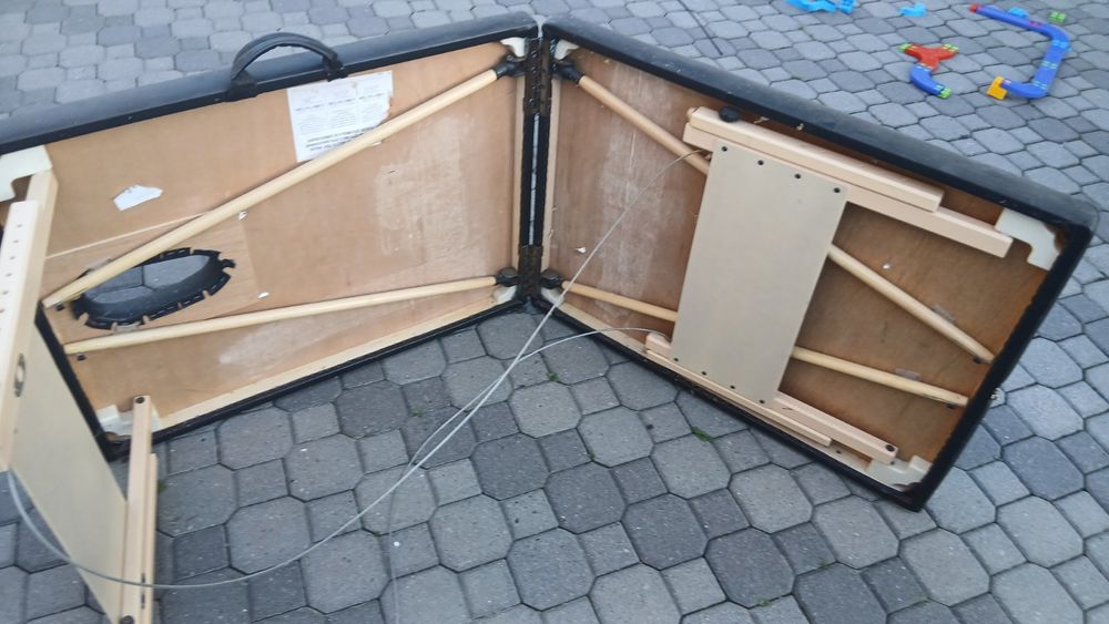 Масажний стіл б/у