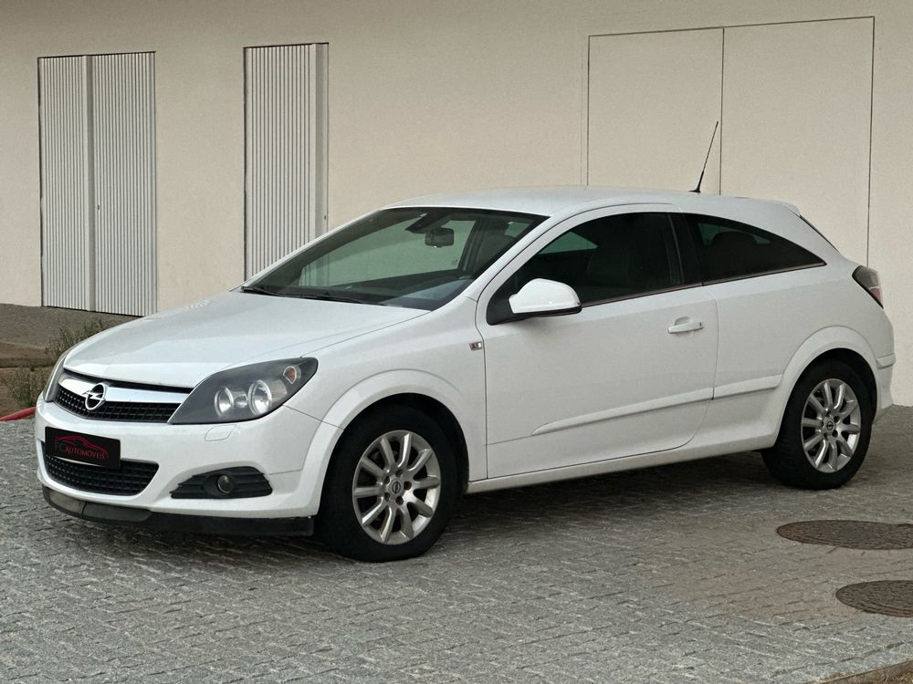 Opel Astra H 1.7 GTC