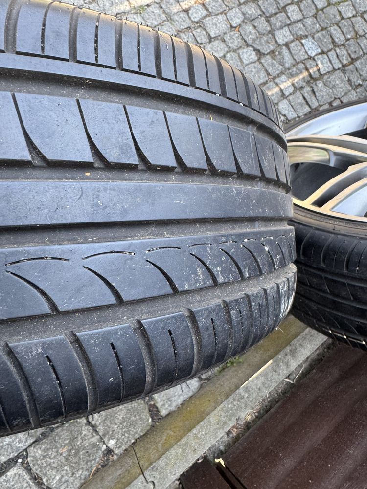 Audi a3 a4 a5 a6 235/35/19 et30 8j