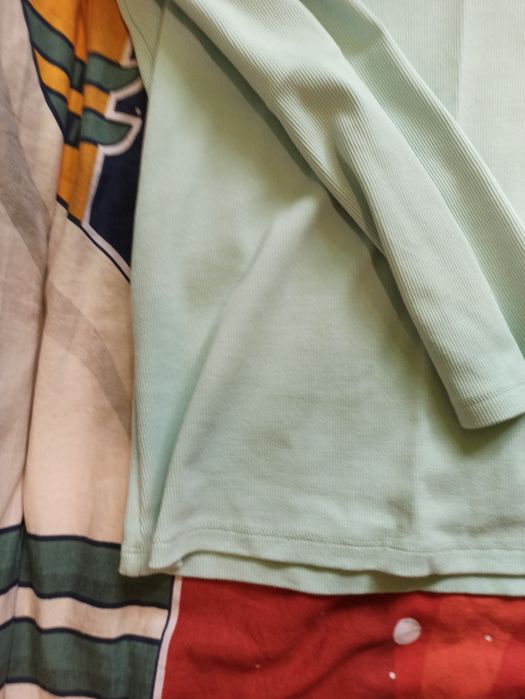 Bluzka damska z odkrytymi ramionami