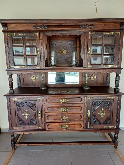 Mobília antiga de 1947,estado impecável, vendo em conjunto, ou separad