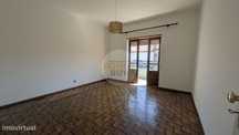 Apartamento T1 - Centro Da Cruz De Pau