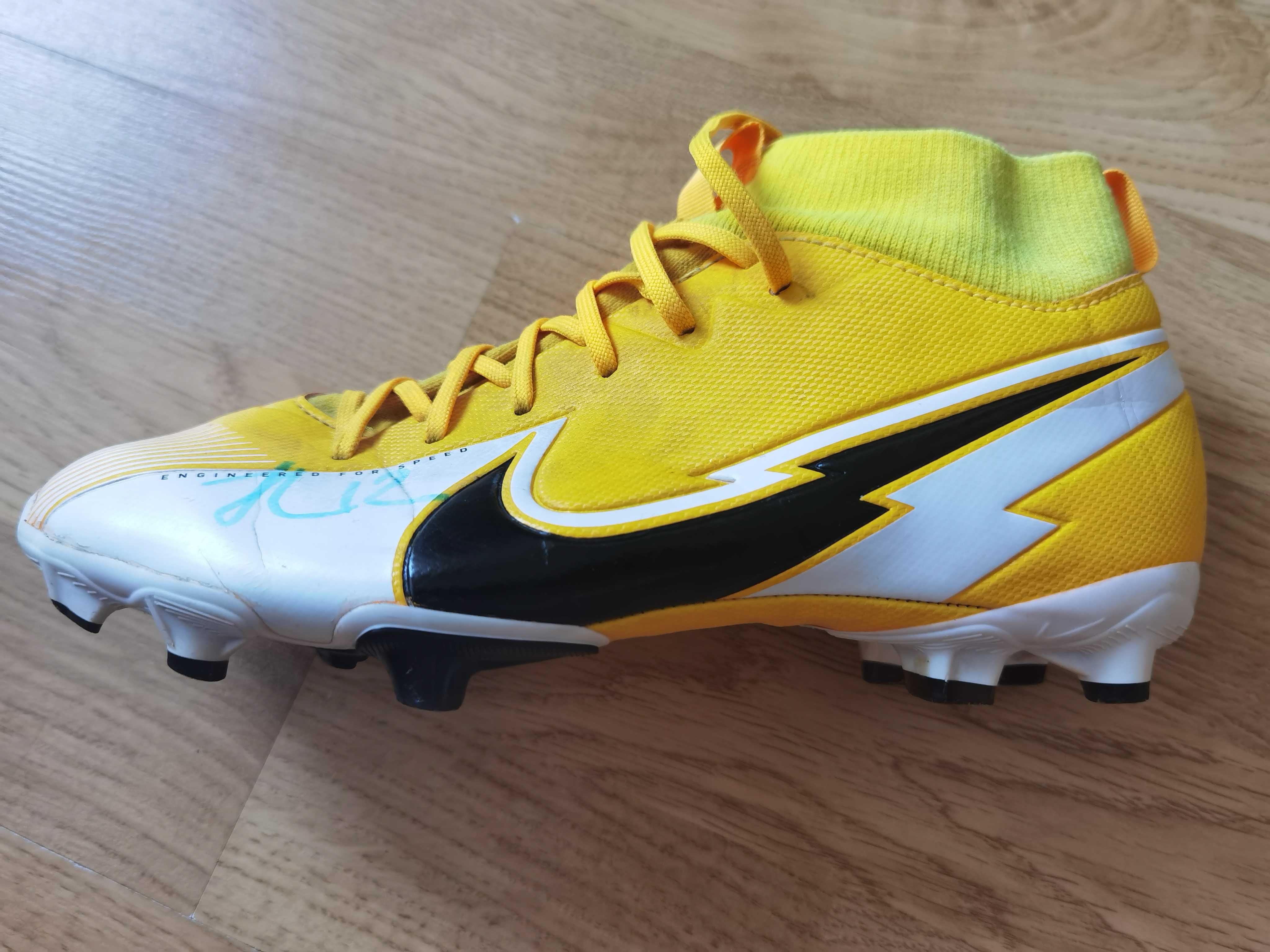 korki NIKE Superfly 7 Academy  rozmiar 37.5