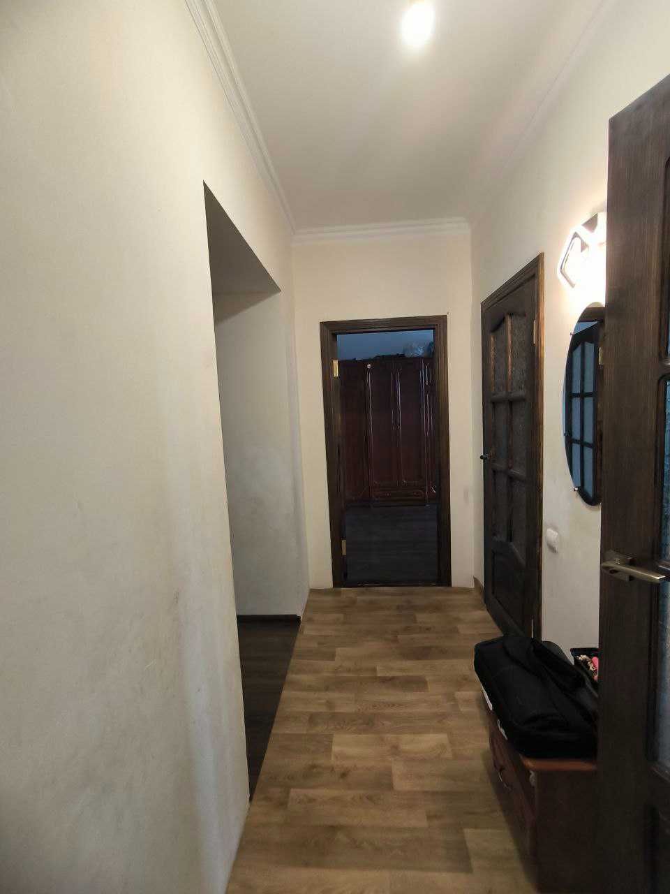 СМАКОЛИК В ЦЕНТРІ Хмельницького . 3к ,Хороший житловий стан ID: 39541