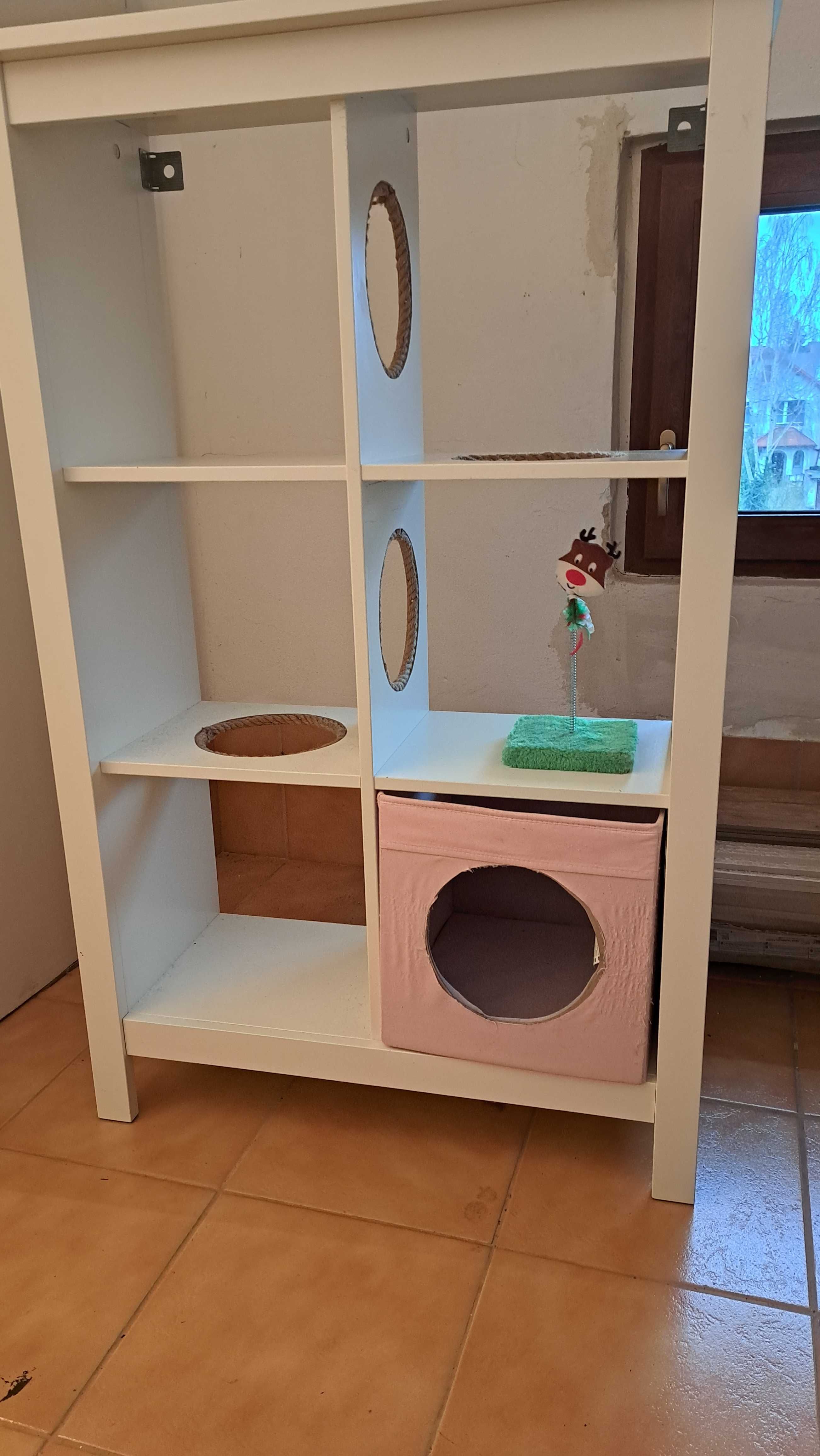 Regał, szafka dla kota