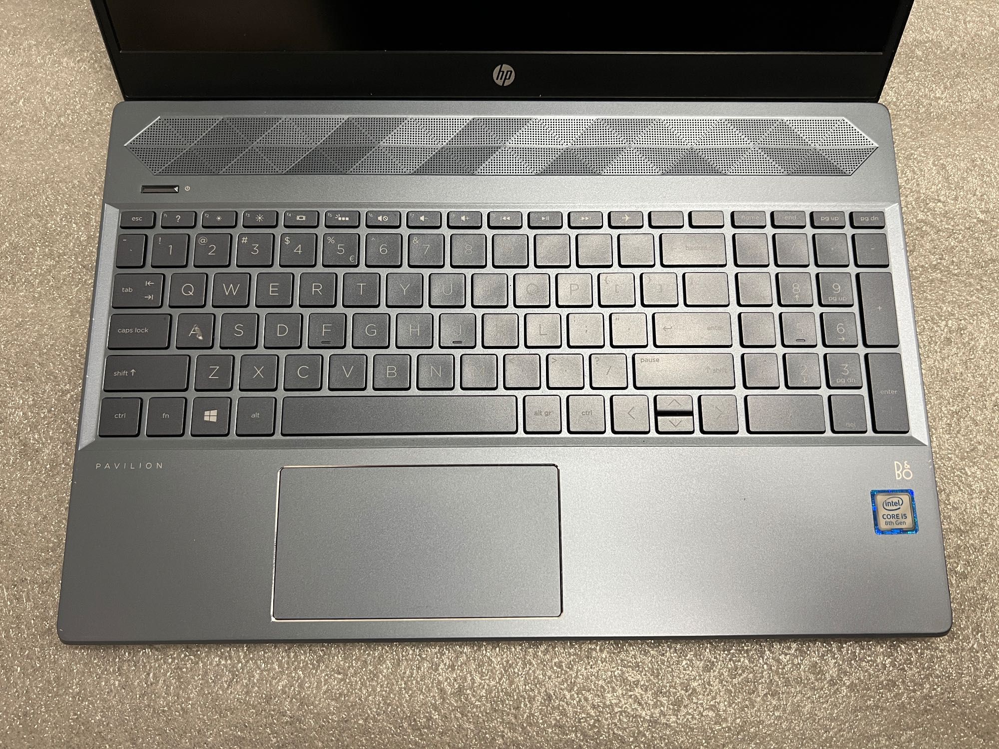 HP Pavilion 15 i5-8265U 1TB HDD + 256GB SSD Windows 11 STUDIA PRACA