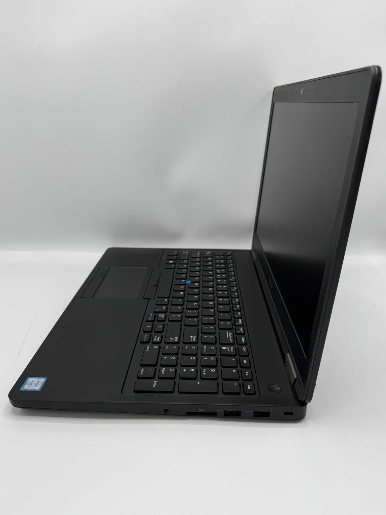 Laptop Dell Precision 3510/ 8GB RAM /  Windows 10 Pro