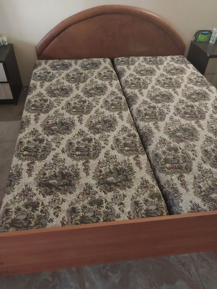 Продам двухспальную кровать
