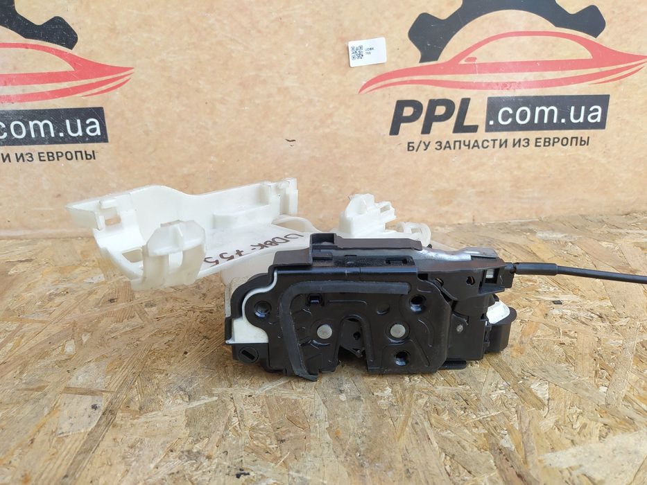 VW Tiguan 07-16 замок двери задний правый 6 pin 5N0839016D