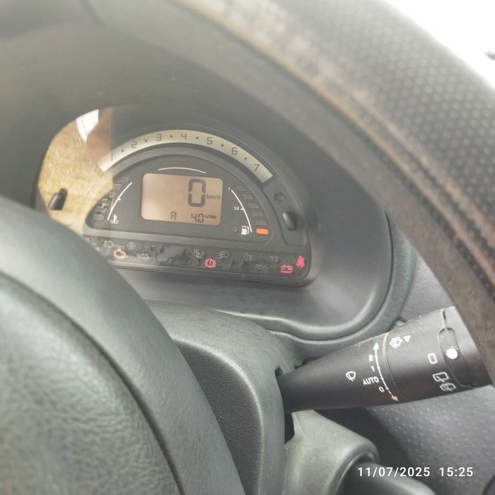 Citroen C3 HDI de 2005 cinza