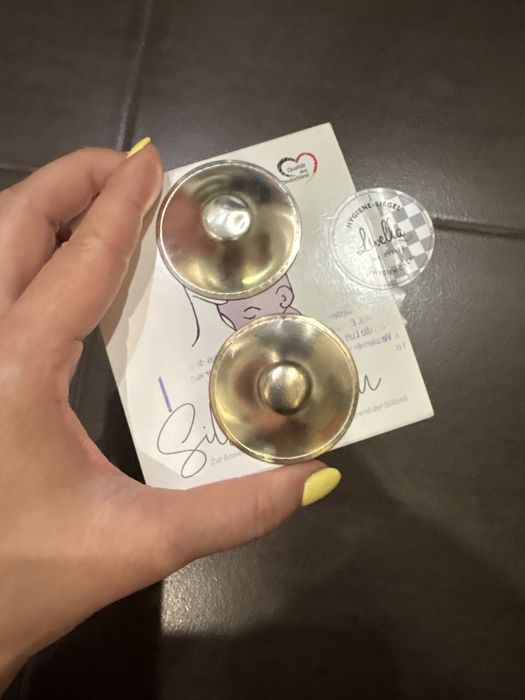 Срібні накладки на соски для годування Livella