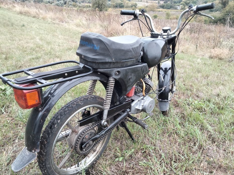 Продам мопед Карпати