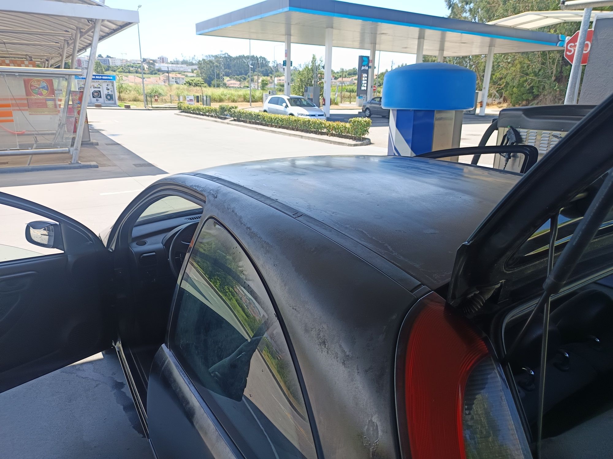 Oportunidade |Opel Corsa 1.2 (2003) Mecânica Top, Só Falta Panela!