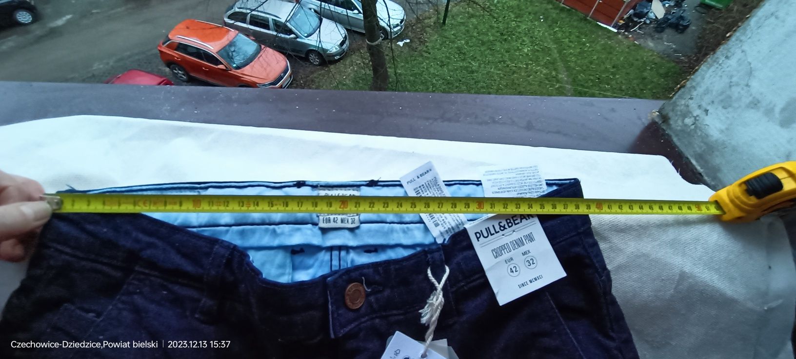 Sprzedam spodnie damskie jeansy Pull & Bear nowe z metką 42 r