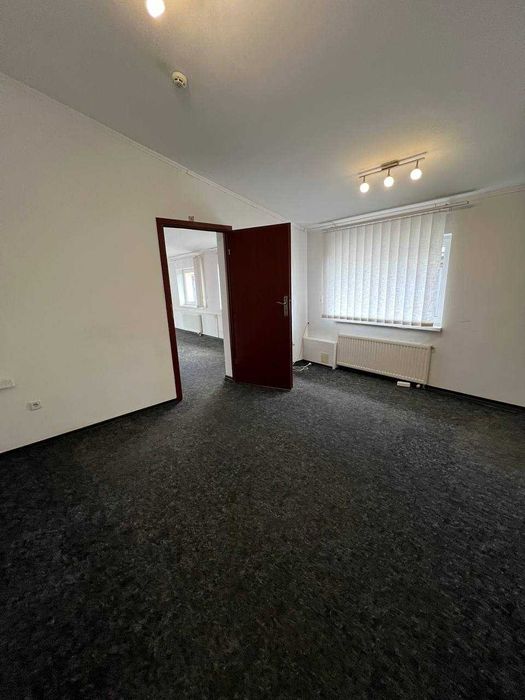 Власник Без Комісії . Продається будівля . Вул. Газова 36/2