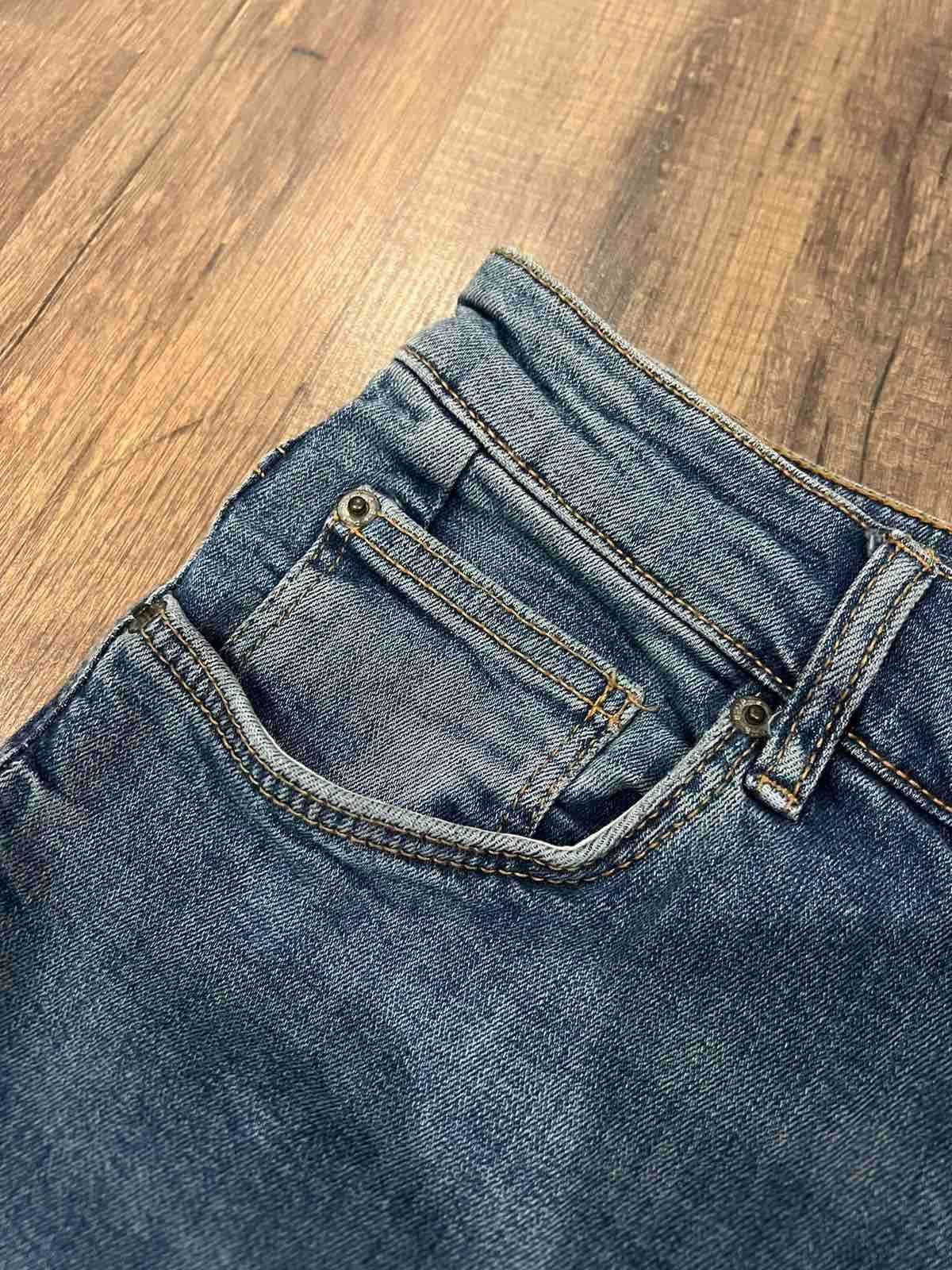 Круті джинси керрот Pull Bear