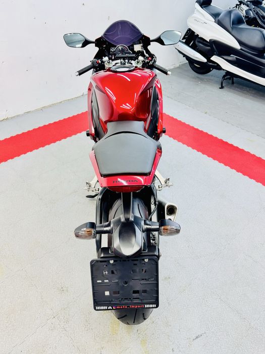 мотоцикл Honda CBR1000RR в оригіналі тільки з Японії