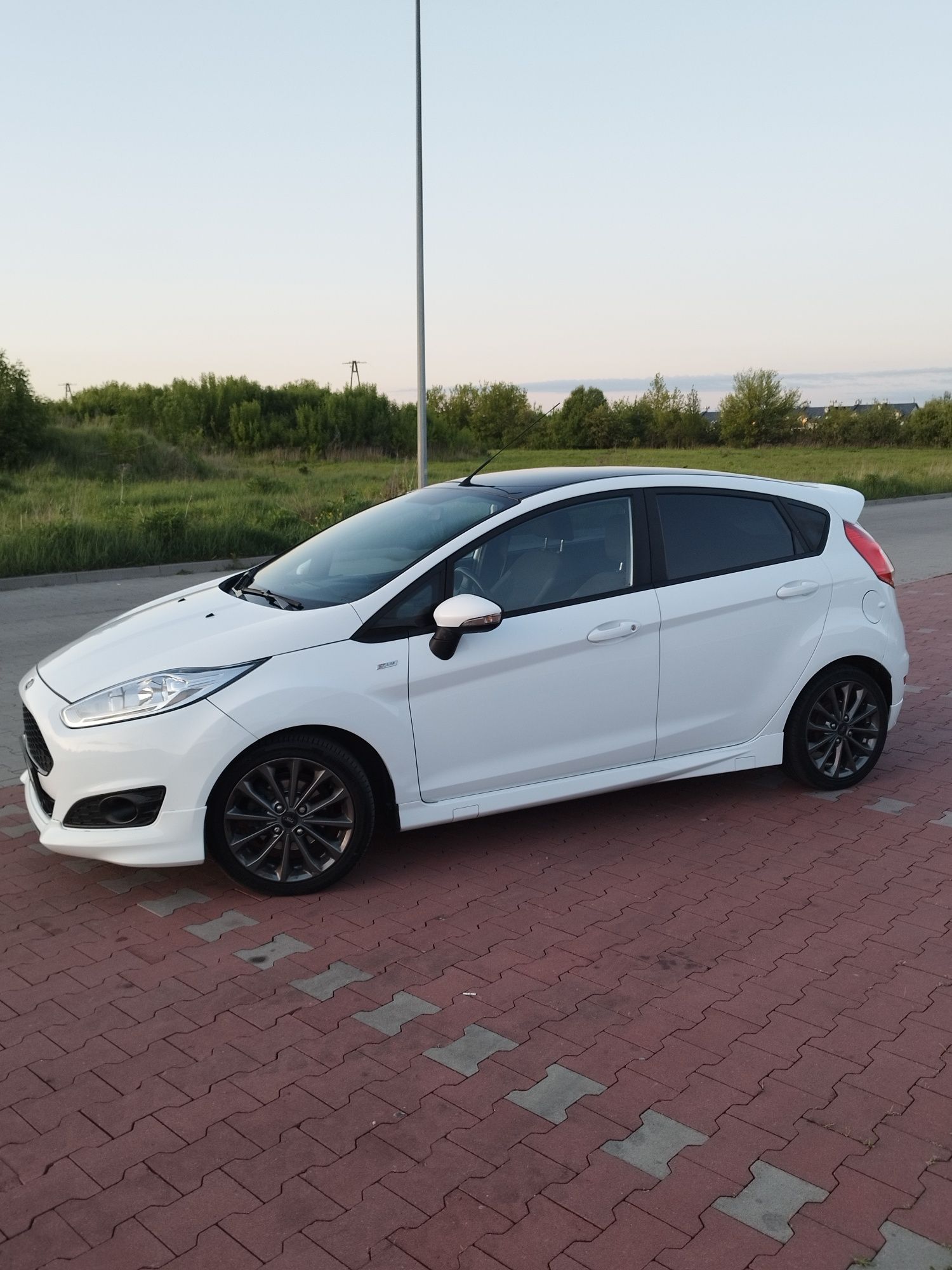 Ford FIESTA 1.0 125Km Ecoboost titanum ass