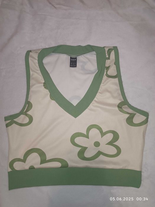 Топ жіночий модний