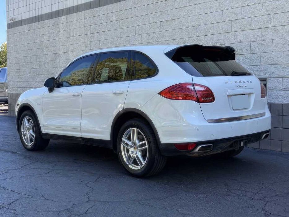 Porsche Cayenne Platinum      2014