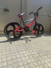 BMX Diomondback toda restaurada