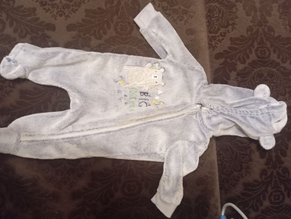 Kombinezon dziecięcy rozm.62