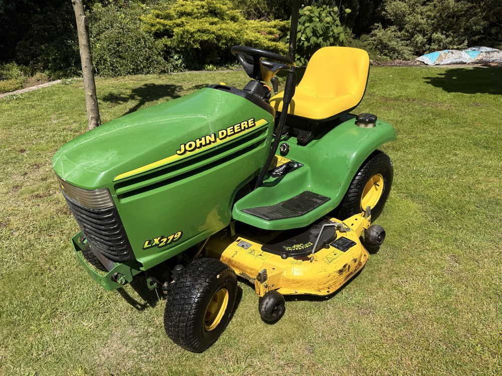 Traktorek kosiarka John Deere LX279