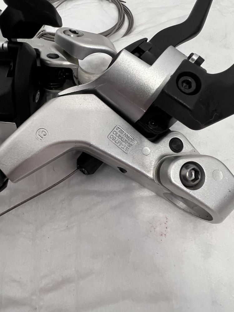 Klamki Manetki Shimano Deore XT Dual Control 3x9 polecam