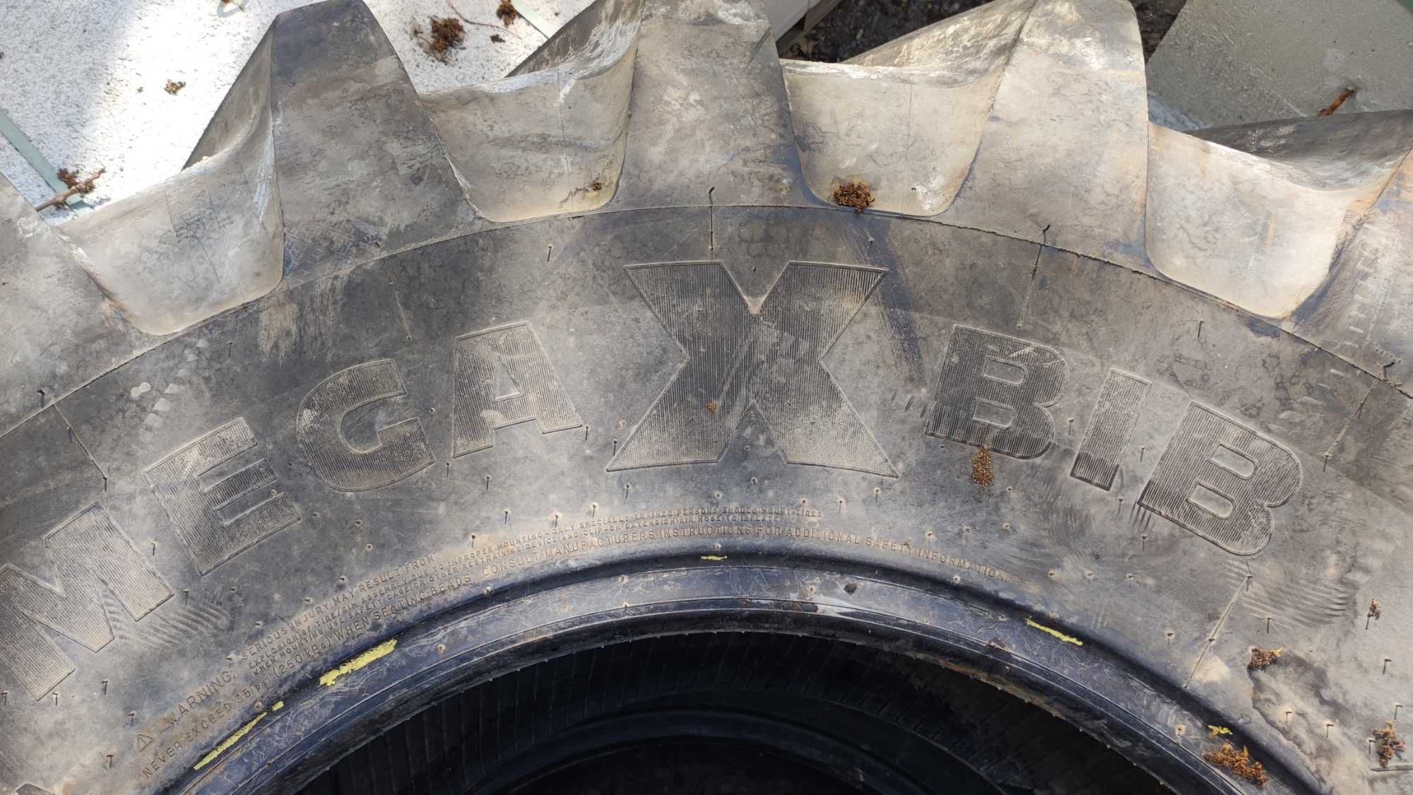 Opony Michelin 560/75 r32 jak nowe