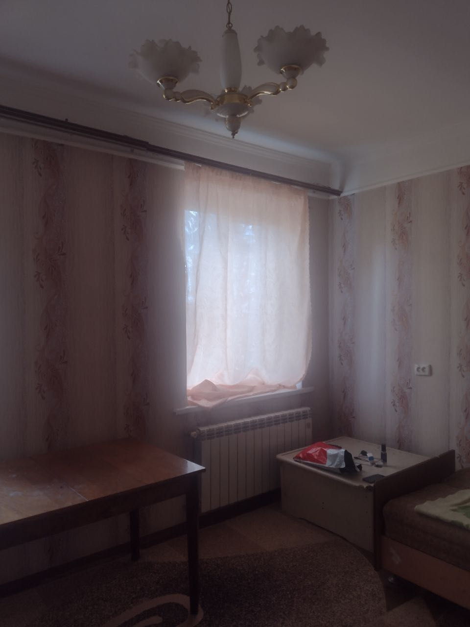 Продам 3-кімнатну квартиру в центрі м.Фастів, Київської обл