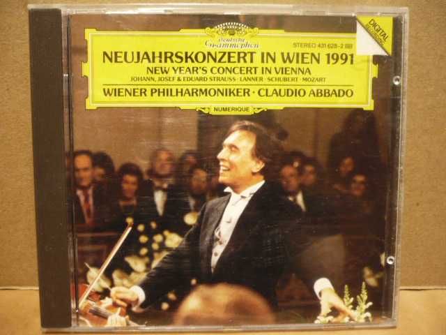Wyprzedaż płyt CD z koncertami noworocznymi.Klasyka.