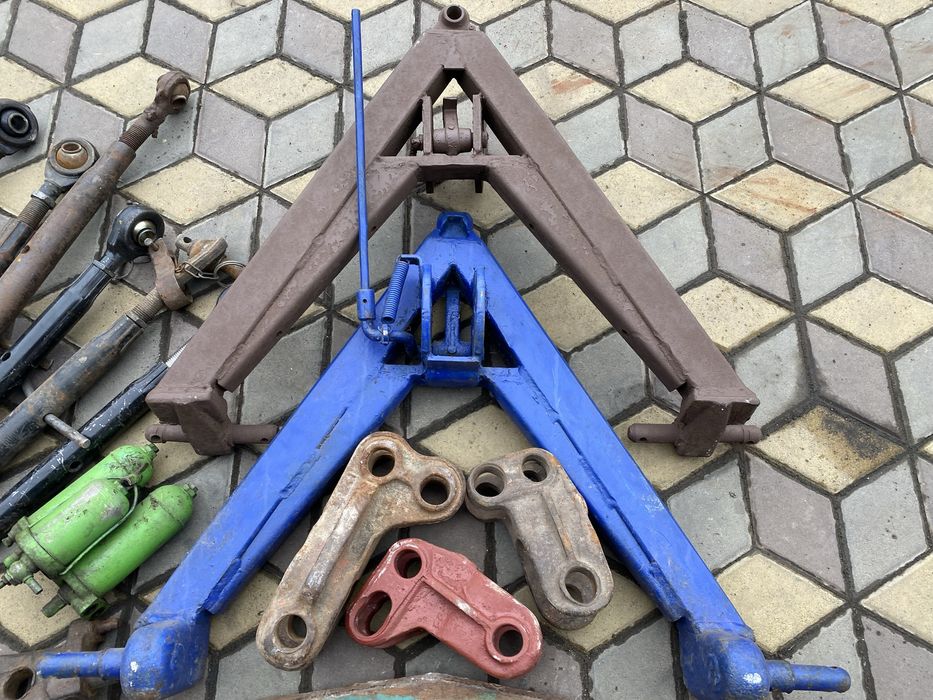 Продам запчастини до трактора т-25.мтю юмз т-40