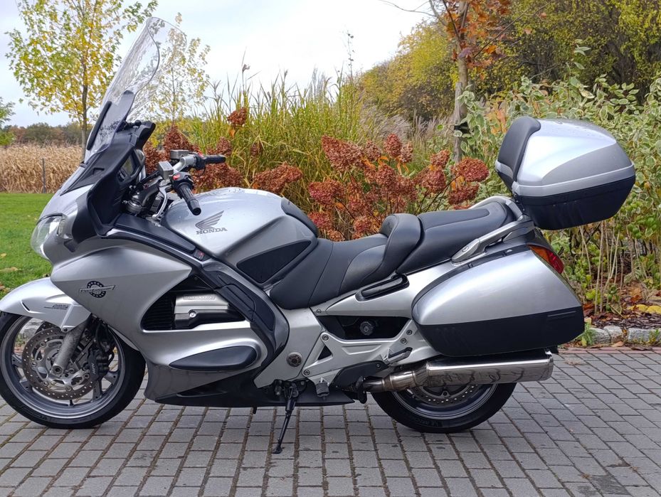 Honda st1300 Pan European